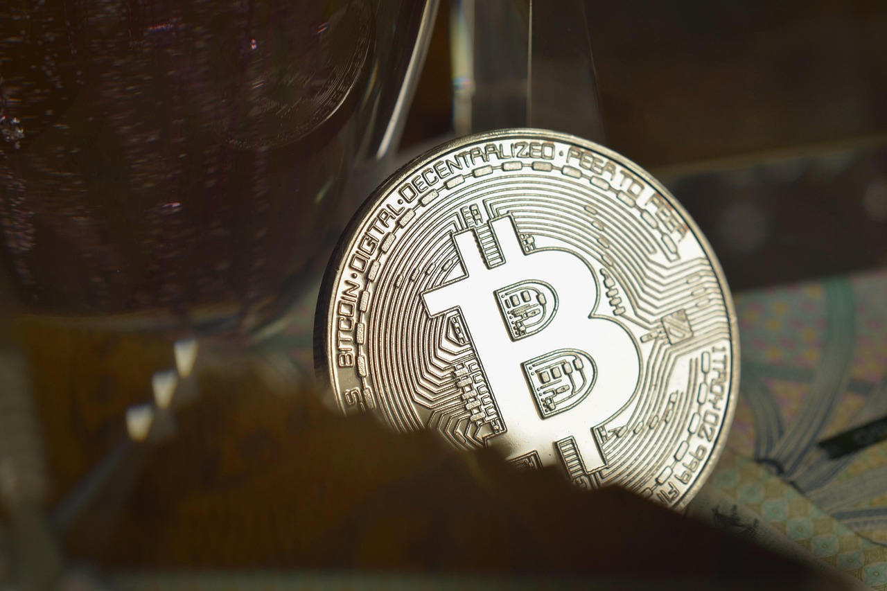 美商务部长之子Brandon联合Tether、软银及Bitfinex成立21 Capital！注资比特币 挑战微策略